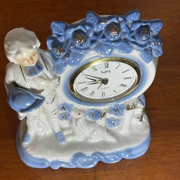Vintage Victorian style mantle clock || Made in Japan || Blue and white doll - Picture 9 of 12